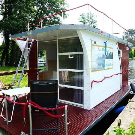 Hausboot Havelboot, Boot Fahren Und Wohnen In Einzigartiger Natur Im Havelland *