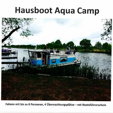 Hausboot Havelboot, Boot Fahren Und Wohnen In Einzigartiger Natur Im Havelland Botel